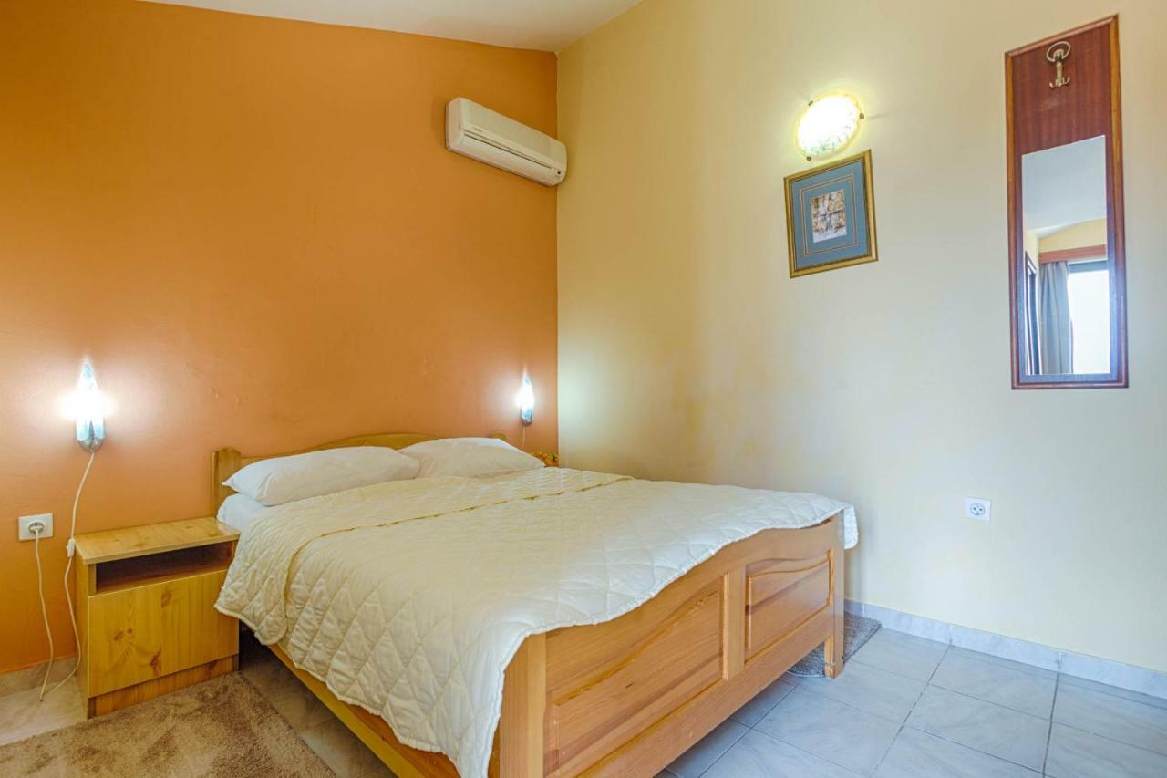 Mali Milocer Bay Accommodation Sveti Stefan Værelse billede