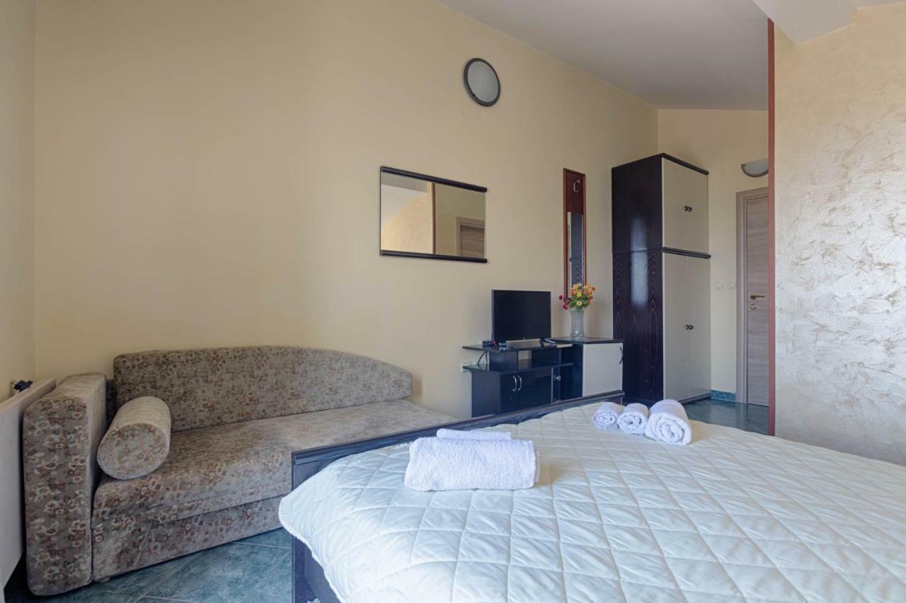 Mali Milocer Bay Accommodation Sveti Stefan Eksteriør billede